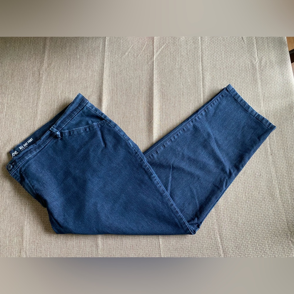 Gently Worn Lee Straight Leg Denim Jeans